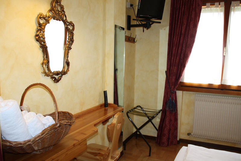 Hotel Hg La Caminatha 3*