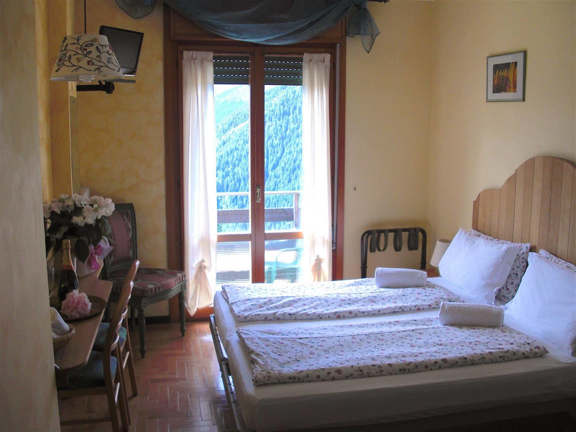 Hg La Caminatha Hotel
